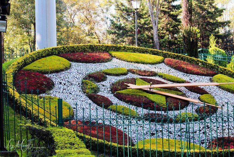 Pathways and greenery inside the sunken Parque Hundido park in Mexico City