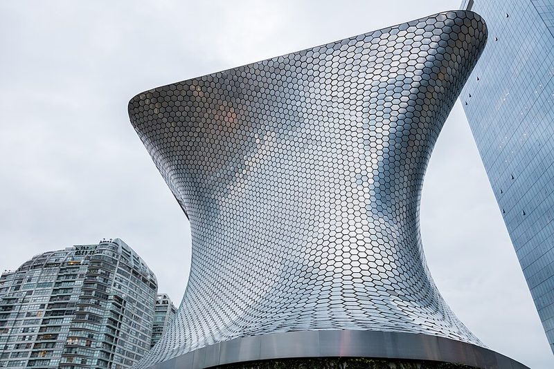 The futuristic aluminum-paneled exterior of Museo Soumaya in Polanco Mexico City