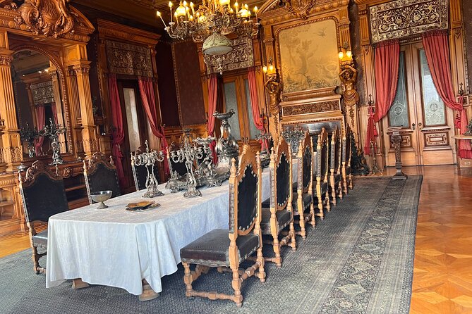 100% private tour in Chapultepec Castle & around (with transport) - What the $77.50 price really covers