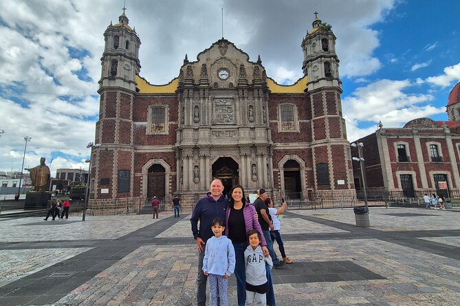 100% PRIVATE Tour in the Basilica of Guadalupe with Transportation - Private pickup makes the morning or afternoon easier