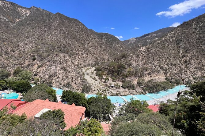 100% private tour to hotsprings Tolantongo from Mexico city - Paradise section: 40 thermal pools and a wooden bridge