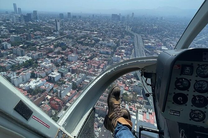 30 min Private Helicopter Tour in Mexico City - Chapultepec Hill and Mexico City’s great park