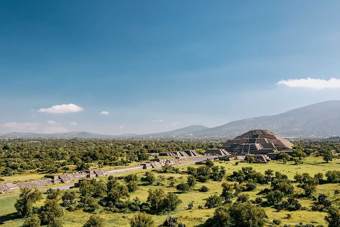 3X1 Teotihuacan, Basilica of Guadalupe, Tlatelolco and Tequila Tour - What this $69.99 day actually covers