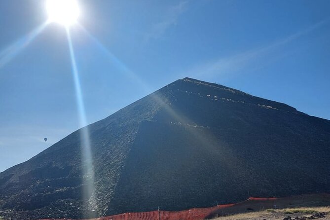 4 hours guided tour on Teotihuacan - The Ride from Mexico City to the Archaeological Zone