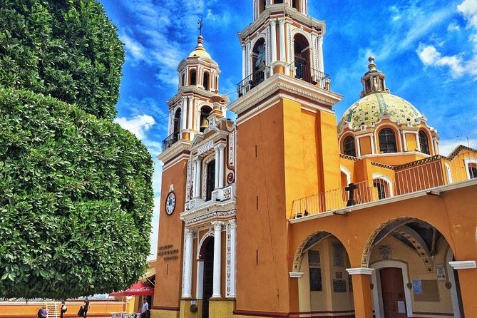 All-Day Cholula & Puebla Tour from Mexico City - Calle de los Dulces gives you a tasty finish