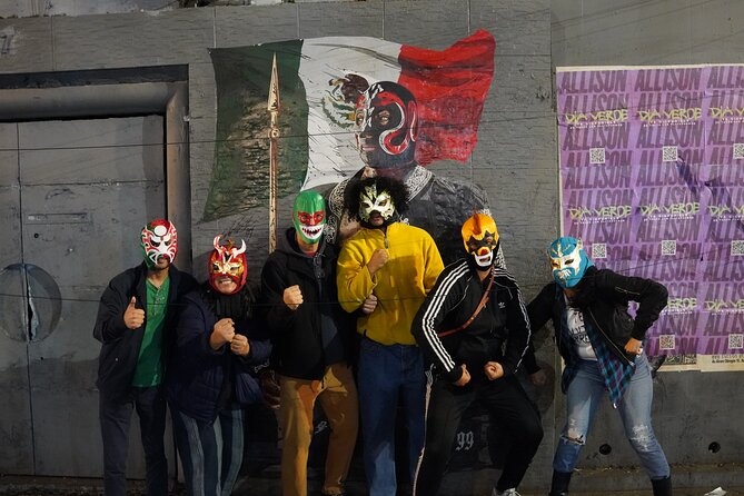 Authentic Lucha Libre Tour : Wrestling School, Tacos & Mezcal - Tacos, mezcal, and the social start