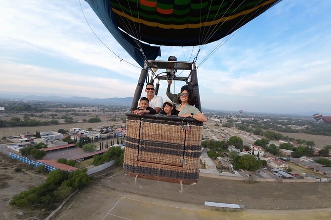 Balloon flight + Breakfast + Transportation from CDMX (SMALL GROUP) - Starting from Mexico City at 5:00 am