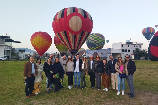 Balloon flight experience to Teotihuacan Pyramids - Timing, transport, and the private format