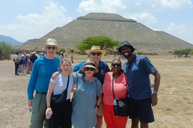 Balloon Flight over Teotihuacan All Inclusive - Coffee, check-in, and the wait before takeoff