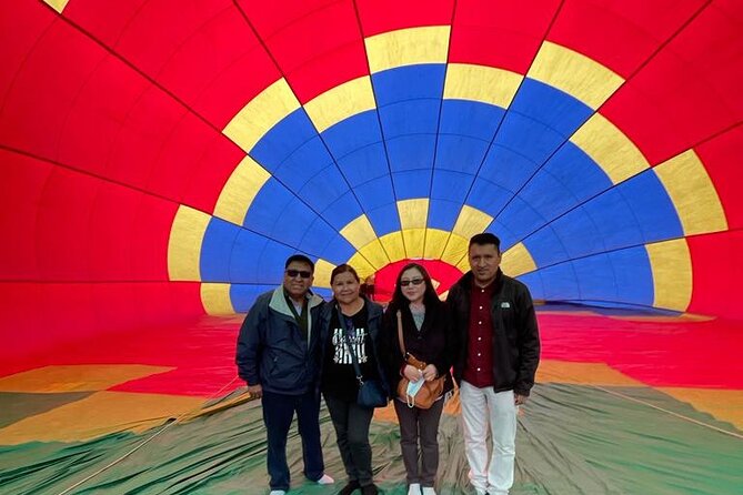 Balloon flight + pick up in CDMX + Breakfast in Cave + Pyramids - Breakfast inside La Cueva