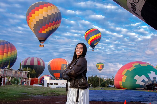 Balloon flight + pick up in CDMX + Breakfast in Cave + Teotihuacan - A sunrise start from Mexico City