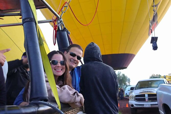 Balloon flight Teotihuacan, Breakfast in a cave Pick up in CDMX - Breakfast inside Restaurante La Cueva