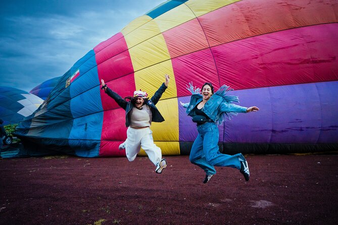 Balloon Flight with Breakfast in a Natural Cave and Transportation from CDMX - How much value does the $138.61 price offer?