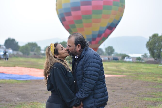 Balloon Flight with Breakfast in Cave and Pyramids of Teotihuacan - Walking through the Teotihuacan pyramids