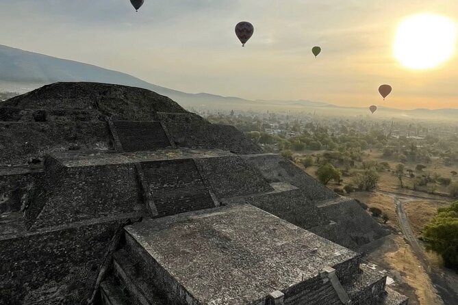 Balloon Flight with Breakfast in Cave and Round Trip CDMX - Key points to know before booking