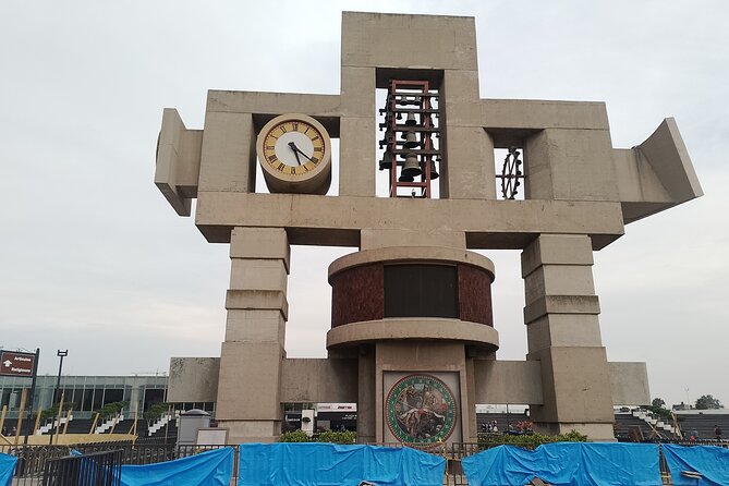 Basilica of Guadalupe. Mexico City. Walking tour - The baroque chapel and the climb uphill