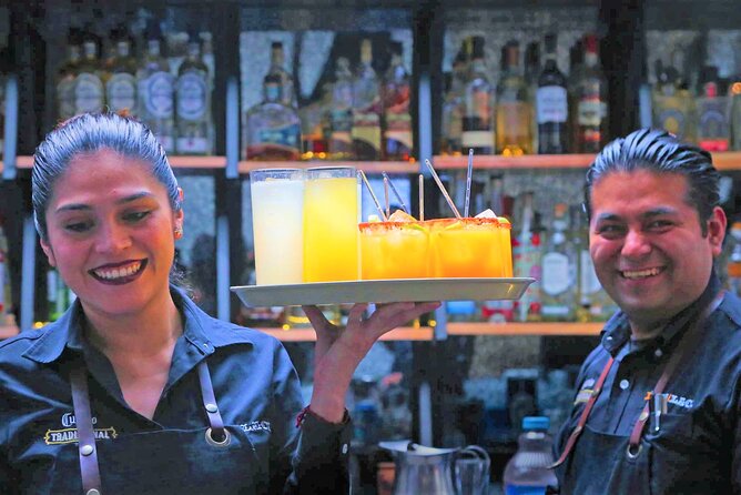 Cantinas -Traditional Mexican Bars of the Historic Center - Group size, service, and the practical trade-off