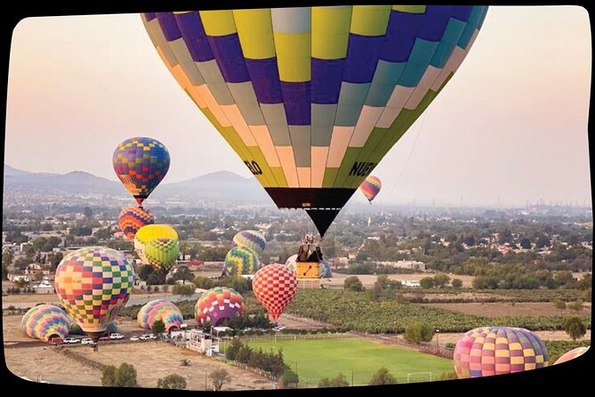 CDMX balloon flight, breakfast, pickup and visit to Teotihuacán - Breakfast after the flight