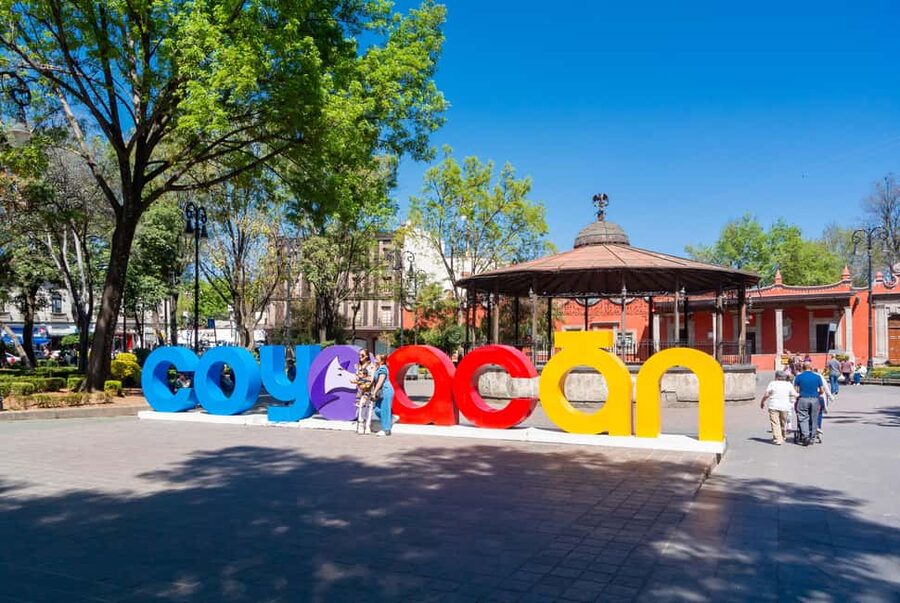 CDMX: Coyoacán, UNAM, Xochimilco, and optional Frida Kahlo Museum - A southbound day from central Mexico City