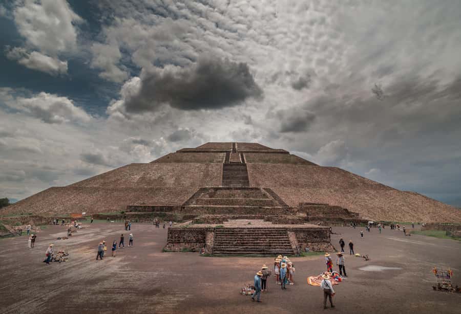 CDMX: Early visit to Teotihuacan - Free time for food and a slower look