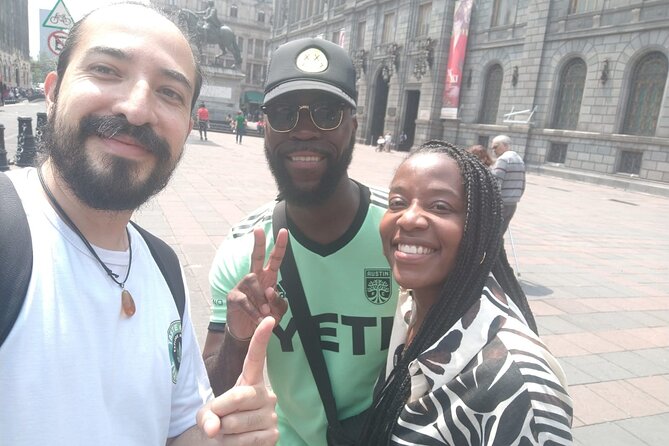 CDMX Historic Center Walking Tour (2 hours) - Madero Avenue: food, shops, and a useful final stroll