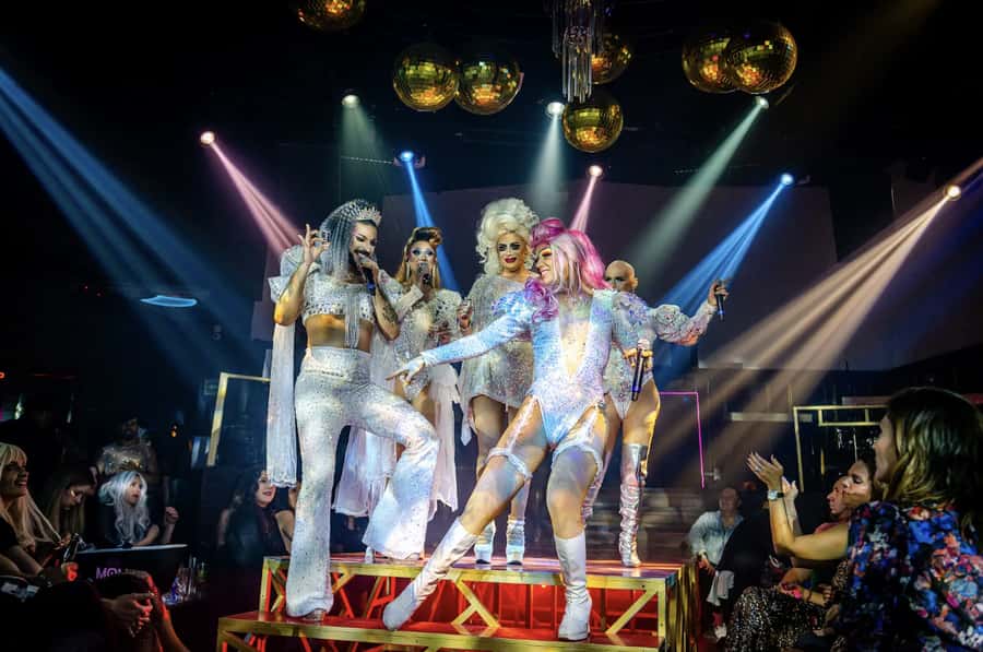 CDMX LGBT Tour: 3 Clubs + Drinks + Ride + Host - A private van keeps the night moving