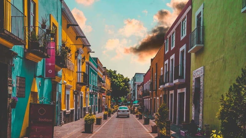 CDMX: Neighborhoods Contrasts Private Tour - Mexico City from the Cablebús