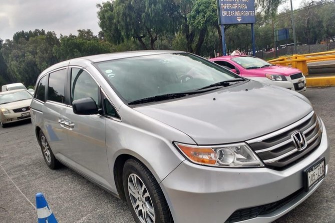 CDMX Transportation. Airport - Round trip. - From the terminal to any CDMX address