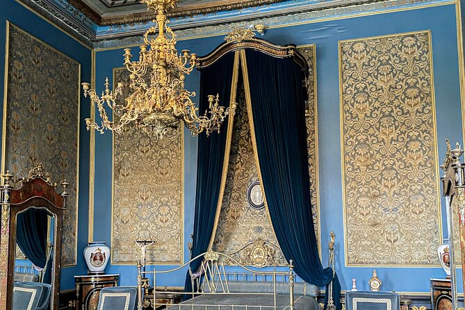 Chapultepec Castle Ticket & Guided History Tour - Gardens and city views from the balconies
