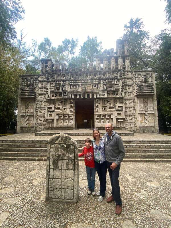 Chapultepec Museum: Plus Anthropology Museum Tour - Private transport, timing, and group style