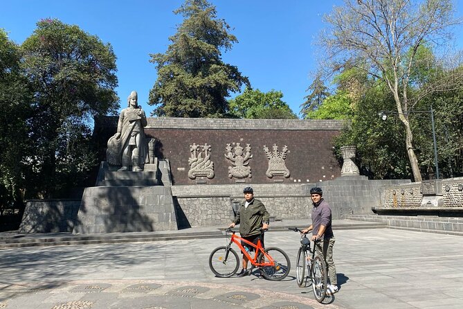 Chapultepec Park and Ferris Wheel Bike Tour - Timing, weather, and comfort