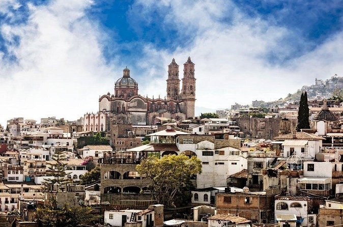Cuernavaca and Taxco 1-day Tours from Mexico City - Driver, guide, and the English-language question