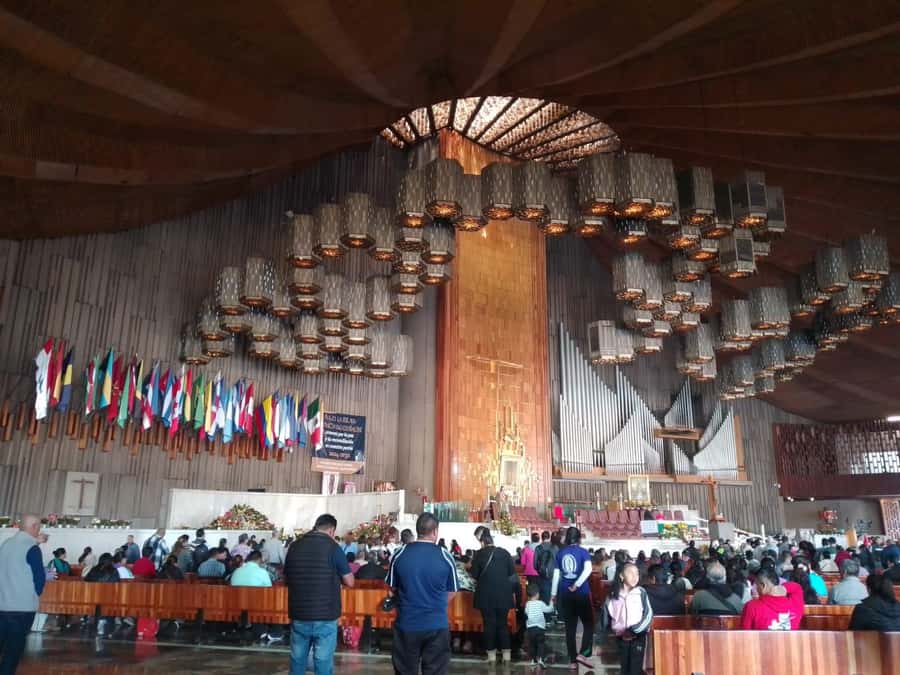 Discover the iconic Basilica of Guadalupe in Mexico City. - Seeing the New Basilica First