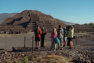 Early & Express Tour Teotihuacan Pyramids - Entering Teotihuacan before the rush
