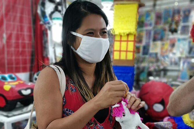 Eat and Explore Local Markets in Mexico City - The walking, transport, and group size