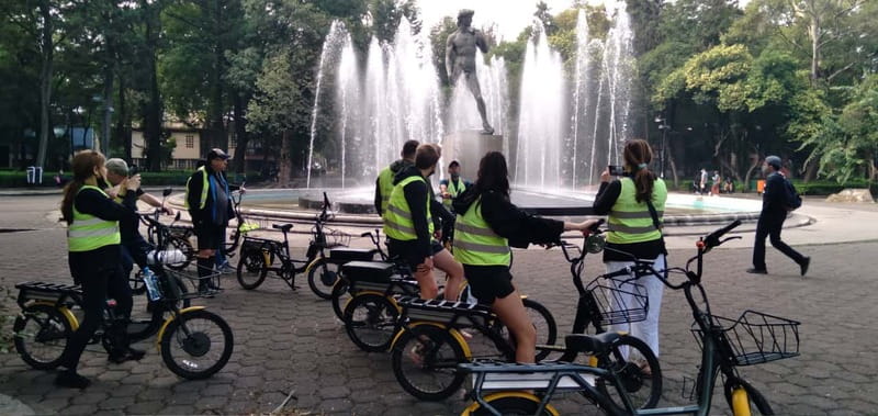 Electric Bike City Tour with a taco stop. - Reforma, Plaza de la República, and Frontón México