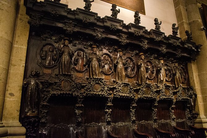 EXCLUSIVE TOUR Basilica of Guadeloupe – small groups - Private guiding makes the biggest difference