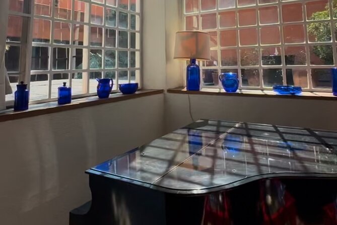 EXCLUSIVE TOUR Luis Barragán Casa Ortega - small groups - Small groups, limited access, and the price