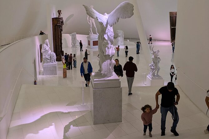 EXCLUSIVE TOUR Soumaya Museum Art and Treasures - small groups - The Building Comes First