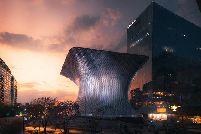 EXCLUSIVE TOUR Soumaya Museum Art and Treasures - small groups - Timing, Group Size, and Getting There