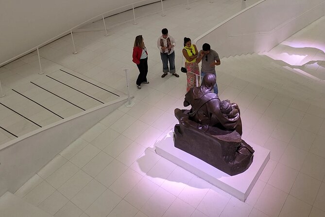 EXCLUSIVE TOUR Soumaya Museum Art and Treasures - small groups - Who Will Enjoy This Museum Tour?