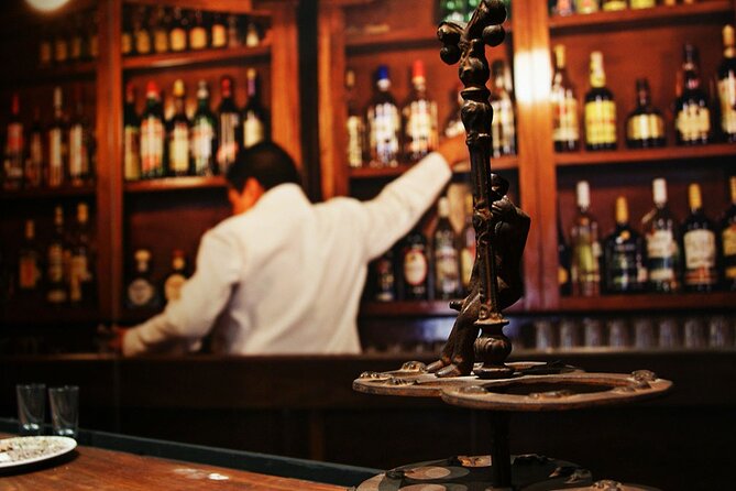 EXCLUSIVE TOUR Tequila & Mezcal - small groups - Why the guide matters here