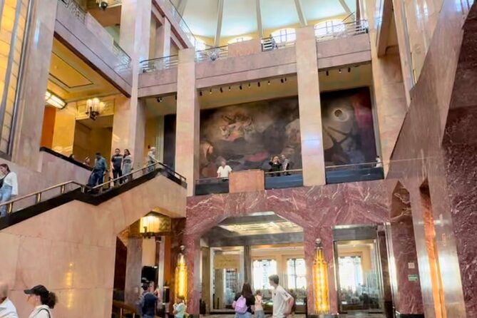 EXCLUSIVE TOUR to Palacio de Bellas Artes - small groups - Is $65.72 a fair price?