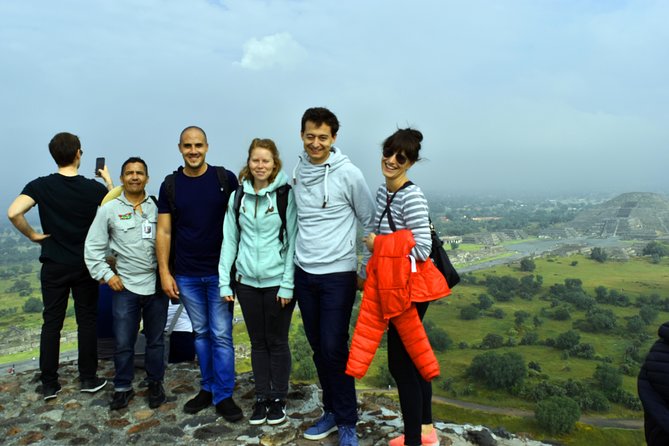 Express Tour to Teotihuacan Pyramids. Be the first to arrive! - The local restaurant stop