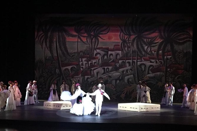 Folkloric Ballet in Mexico City - When the show moves to Chapultepec Castle