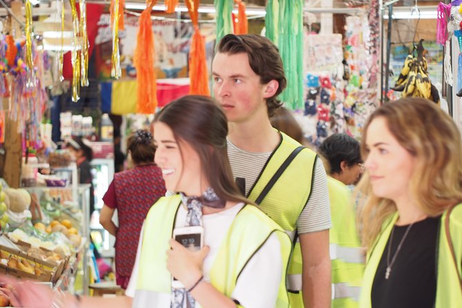 Foodie Lovers And Trendy CDMX E-bike Tour - Timing, meeting point, and cancellation terms