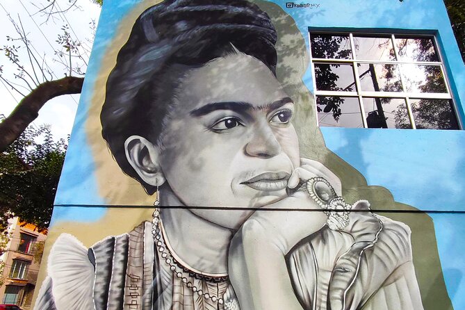 Frida Kahlo Museum : all the different options with an expert - Entering Casa Azul and Frida Kahlo’s family home