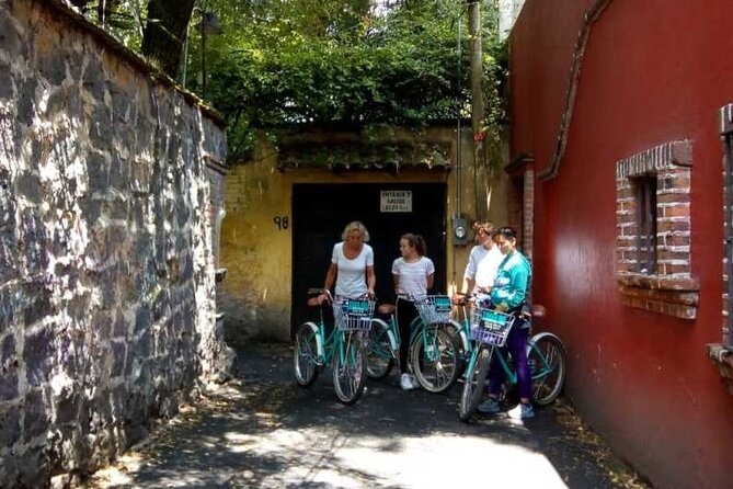 Frida's Heart Guided Biking Tour in Coyoacán - Why Coyoacán works so well by bike