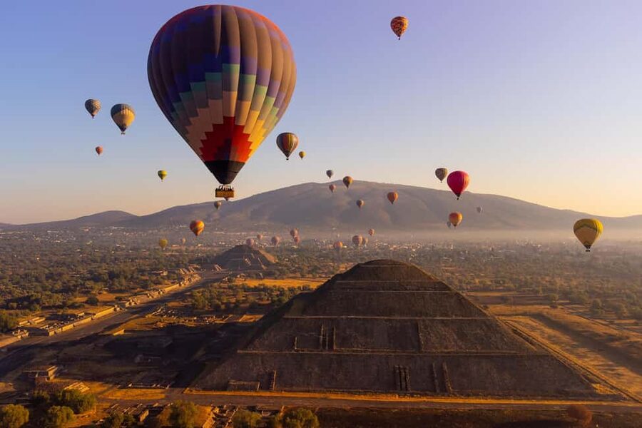 From CDMX: Teotihuacan Hot Air Balloon Ride & Optional Tours - Cold air, warm sun, and balloon safety
