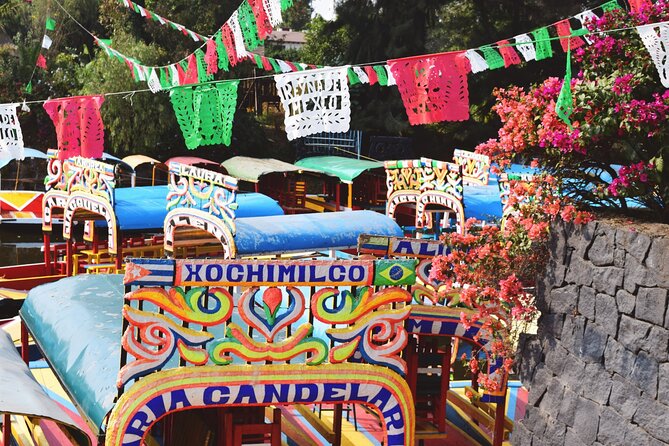 From cdmx: Tour in Coyoacan and Xochimilco all inclusive - The possible jewelry stop and why it matters